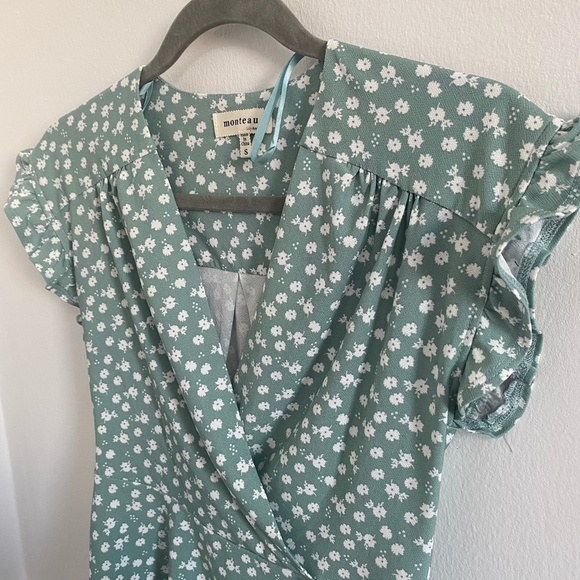 Monteau Los  Angeles Tops - Picture 12 of 14